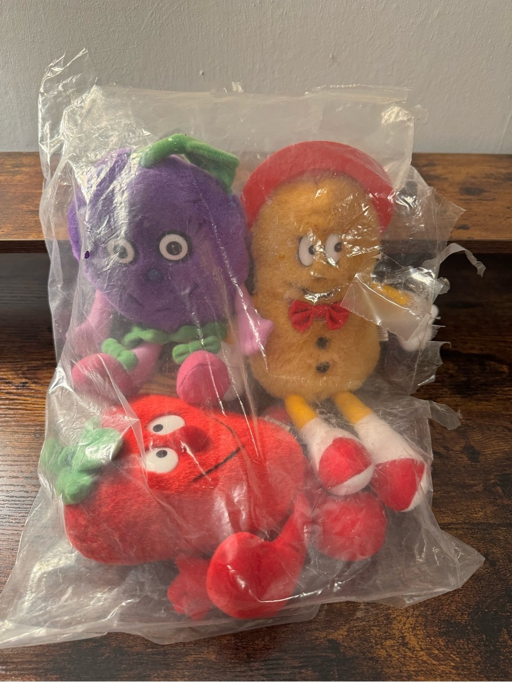 Vintage Smuckers Grape, Peanut, and Strawberry Plush Toys - Set of 3